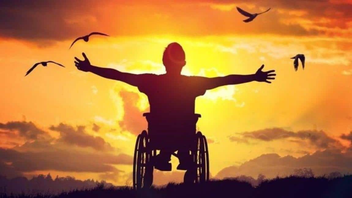 İL PROTOKOLÜNDEN ÖĞRENCİMİZE DESTEK ZİYARETİ